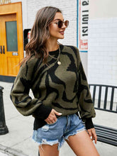 Load image into Gallery viewer, Printed Round Neck Long Sleeve Sweater
