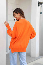 Load image into Gallery viewer, Round Neck Long Sleeve Sweater
