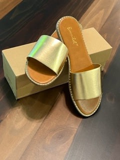 Micah Bold Upper Slide Sandals in Gold